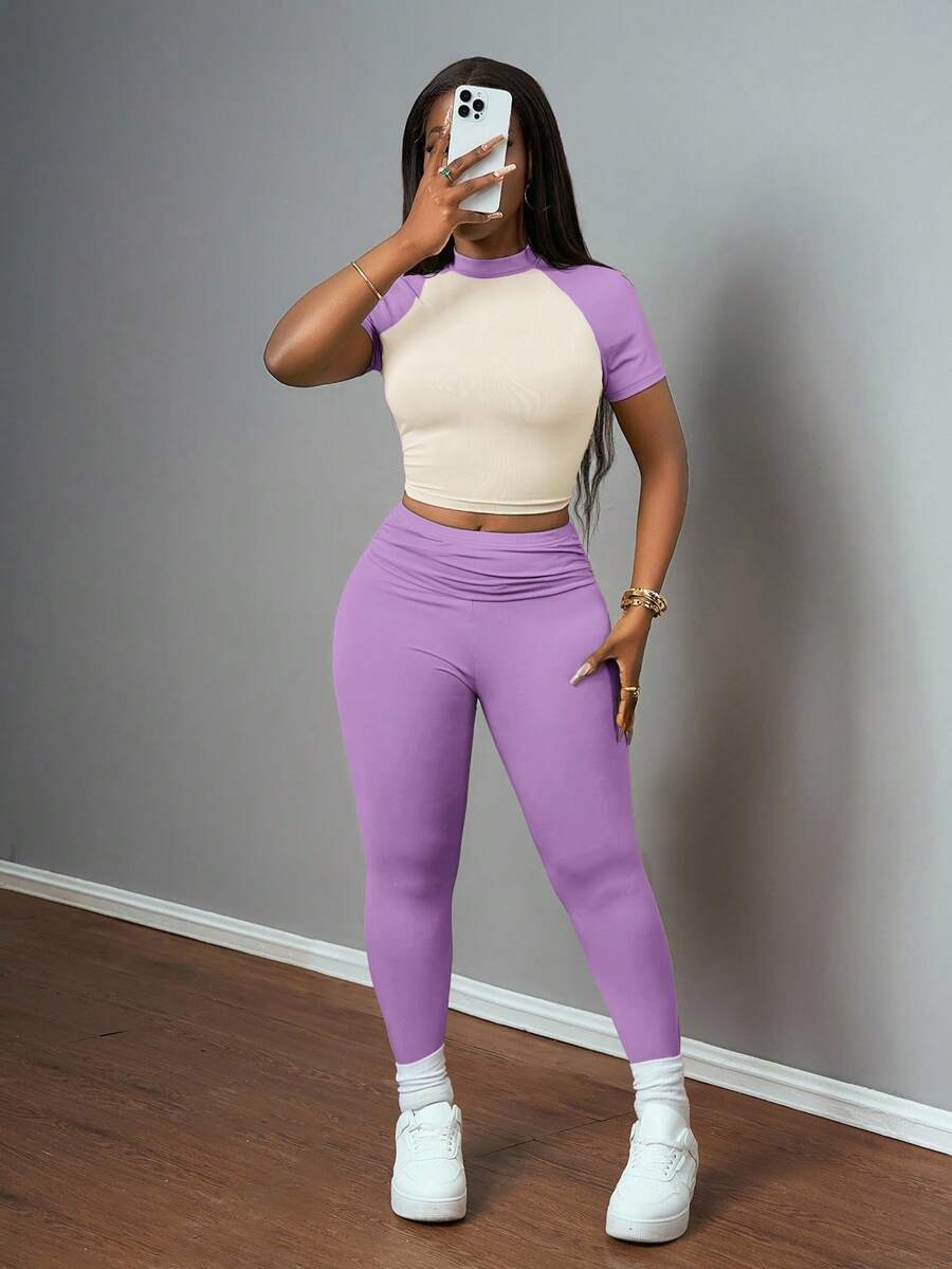 Beige Ruched Crop Top And High - High Waist Leggings avis et prix