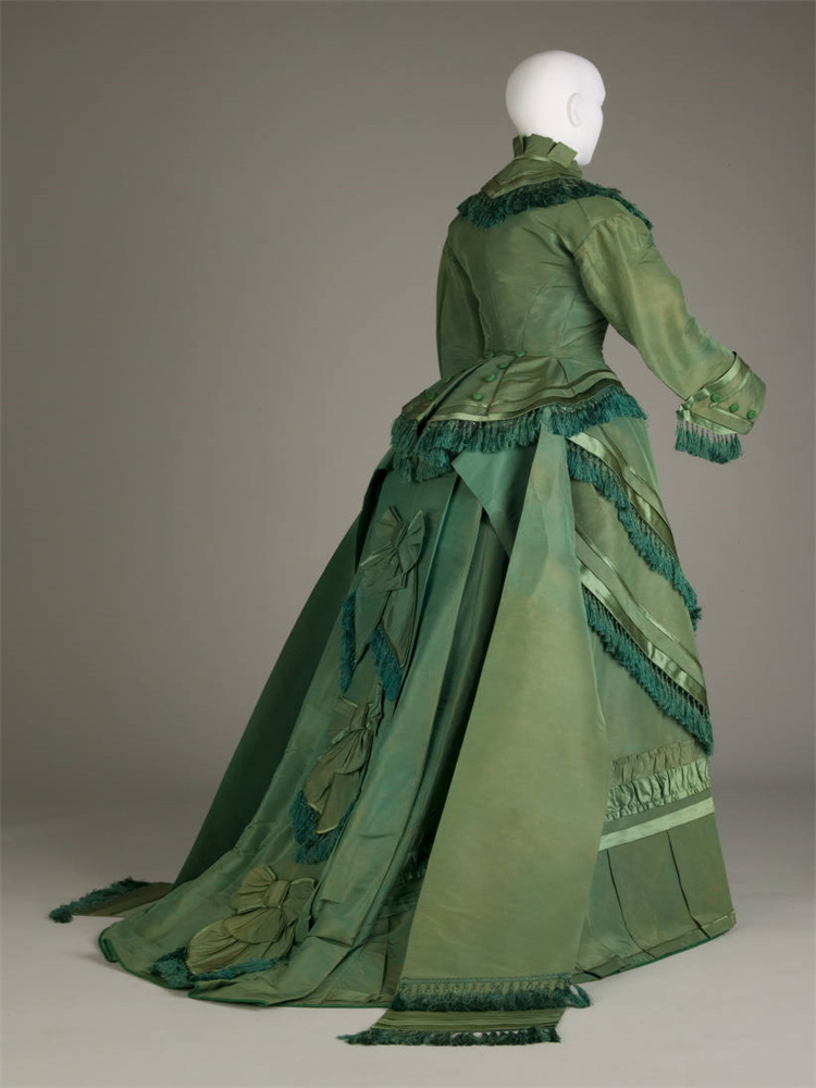 1870s Victorian Fashion Green  - Women'S Fashion Victorian avis et prix